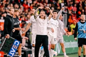 多米体育官网 -窗口期体能课后；本菲卡伤情更新备战德甲；更衣室稳定；资深球员宣示担当 