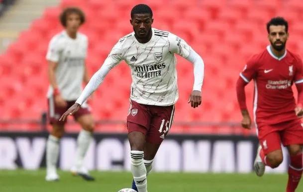 纽卡斯尔迎社区盾关键赛，集结日回应争议，目标明确，纪律约束更严格的简单介绍