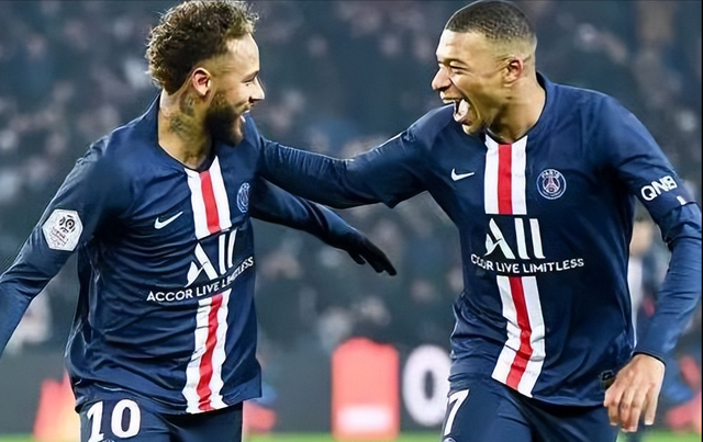 欧联关键时刻走向成谜，上海久事战术微调，态度坚定，训练强度明显提升 