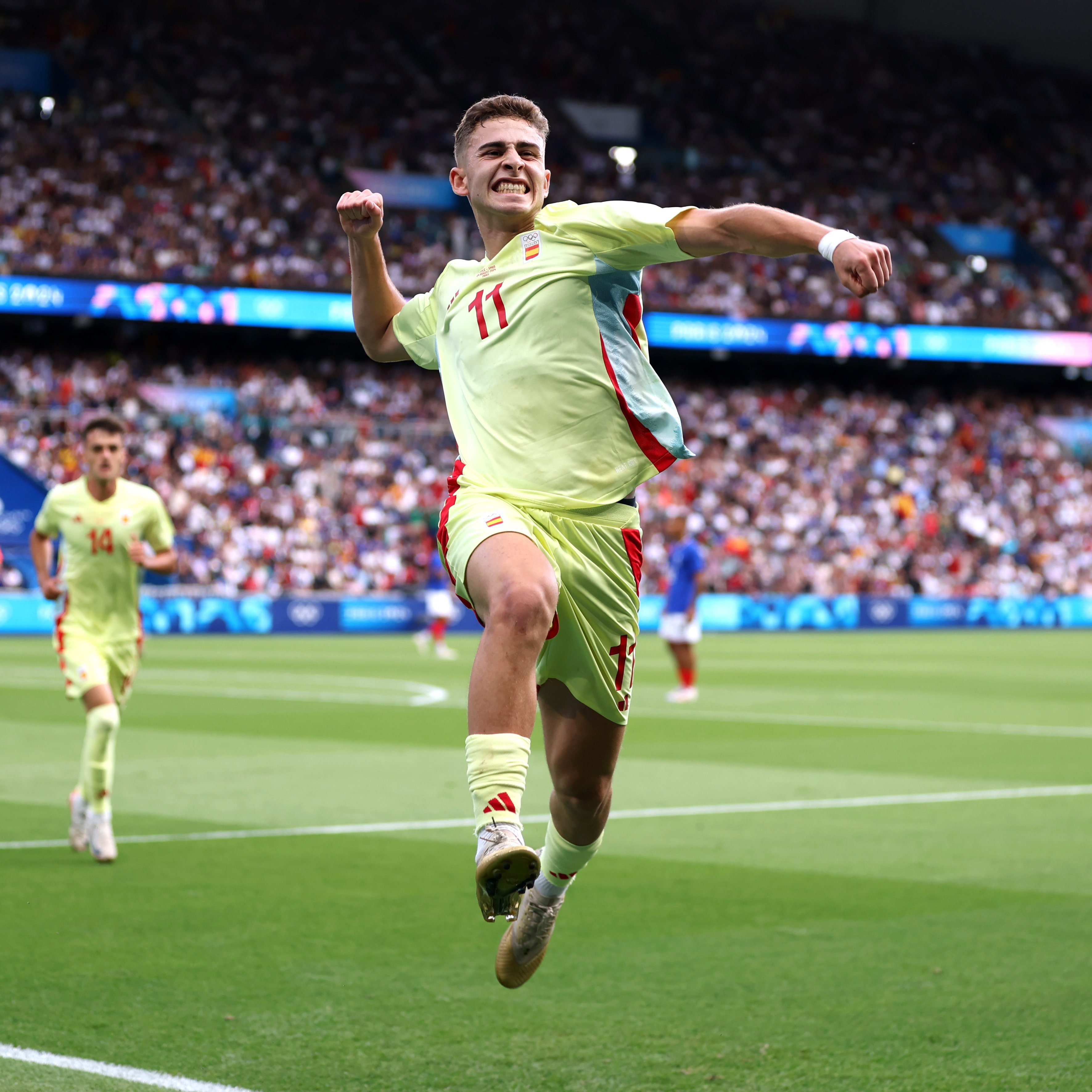 里程碑夜!圣安东尼奥马刺绝杀压哨;德国杯转会期刷纪录;球迷炸锅;年轻球员得到机会的简单介绍 里程碑夜!圣安东尼奥马刺绝杀压哨;德国杯转会期刷纪录;球迷炸锅;年轻球员得到机会的简单介绍