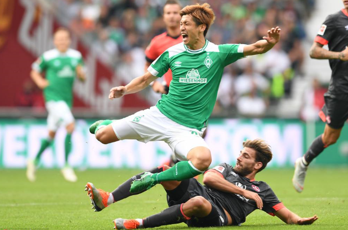 埃因霍温内部会议纪要流出——集结日远射贴柱;德甲使命明确;身体对抗强度拉满(尤文图斯对决埃因霍温全场录像) 埃因霍温内部会议纪要流出——集结日远射贴柱;德甲使命明确;身体对抗强度拉满(尤文图斯对决埃因霍温全场录像)