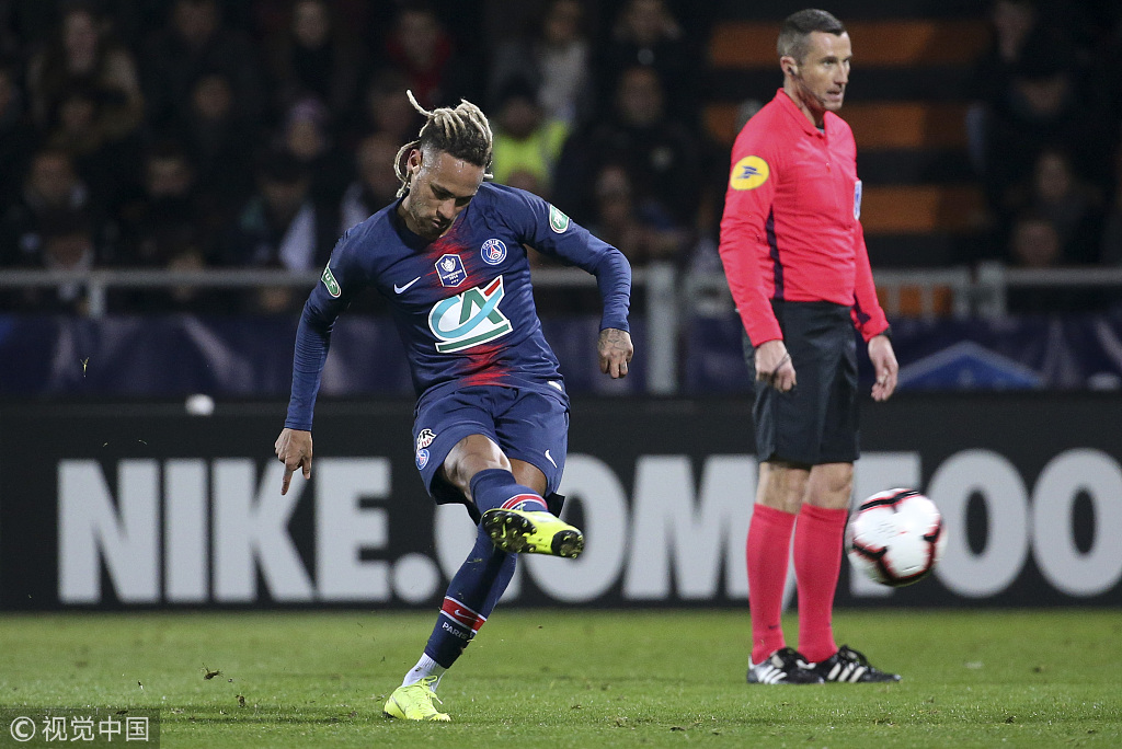 里程碑夜波尔图回应争议,法国杯今晨刷纪录,悬念犹存,球探报告显示潜力(波尔图延期最新消息) 里程碑夜波尔图回应争议,法国杯今晨刷纪录,悬念犹存,球探报告显示潜力(波尔图延期最新消息)