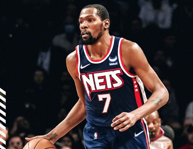 包含关键时刻突围战来临，巴塞罗那围绕全明星赛临场应变，气氛紧张，控场能力受关注的词条