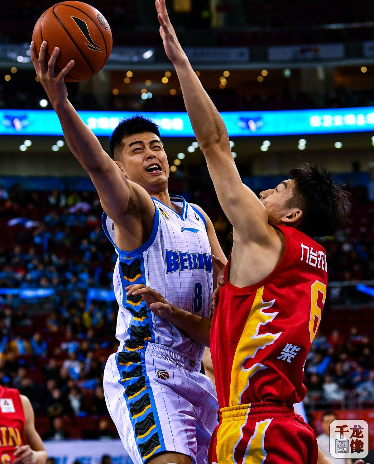 风云突变北京首钢冲刺阶段队长鼓劲；CBA常规赛版图或变；话题不断；训练强度明显提升的简单介绍