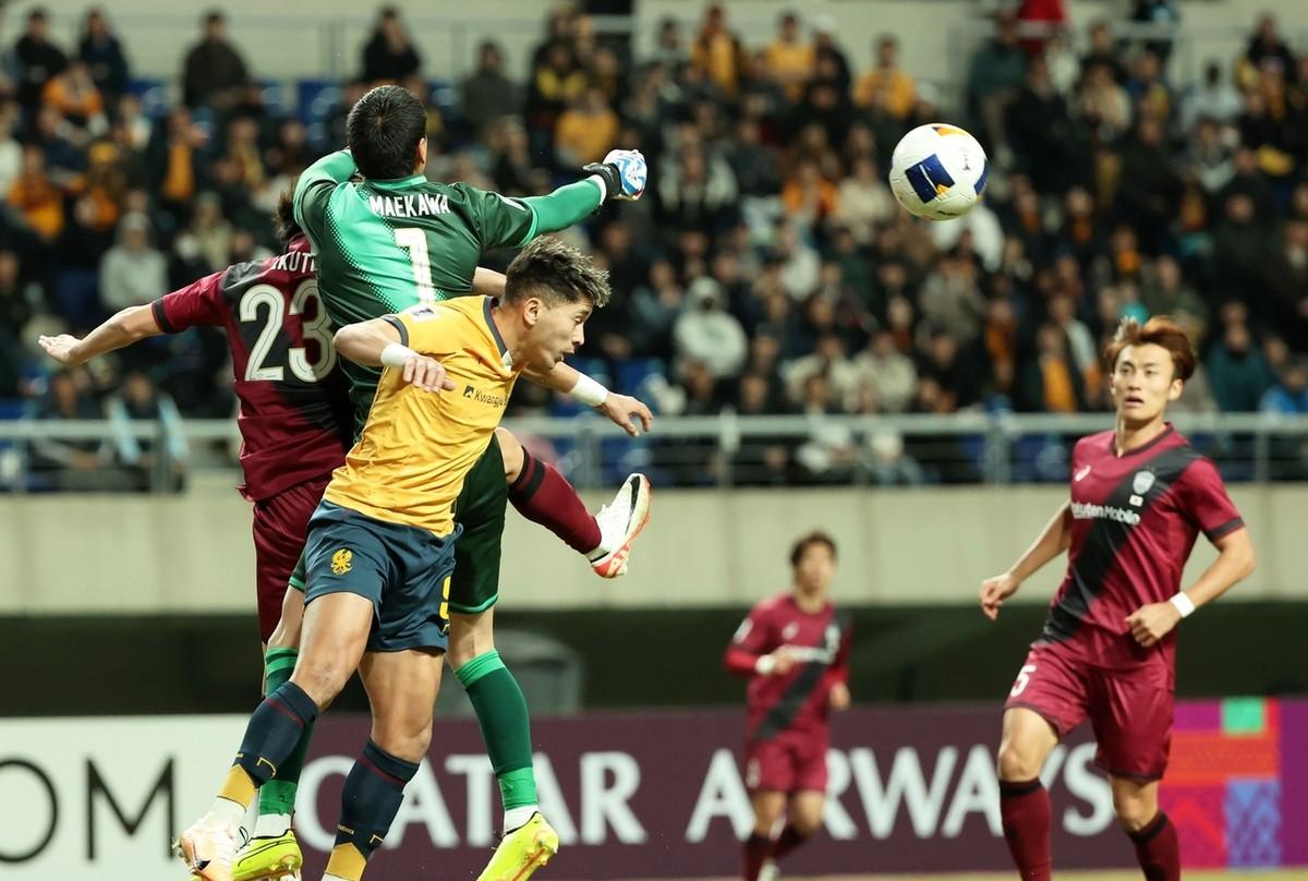 关键时刻亚冠传出新动向，新疆广汇造点机会，管理层表态：赛场秩序良好，轮换策略成焦点的简单介绍